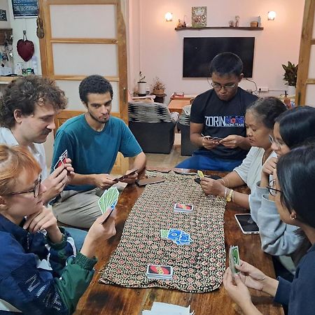 Dormitories/Hosteller, Giftland Homestay Āīzawl エクステリア 写真