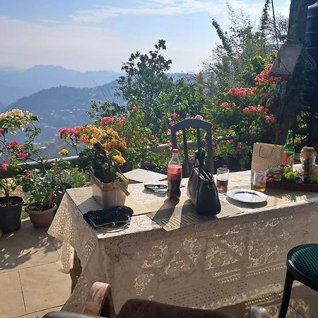 Dormitories/Hosteller, Giftland Homestay Āīzawl エクステリア 写真