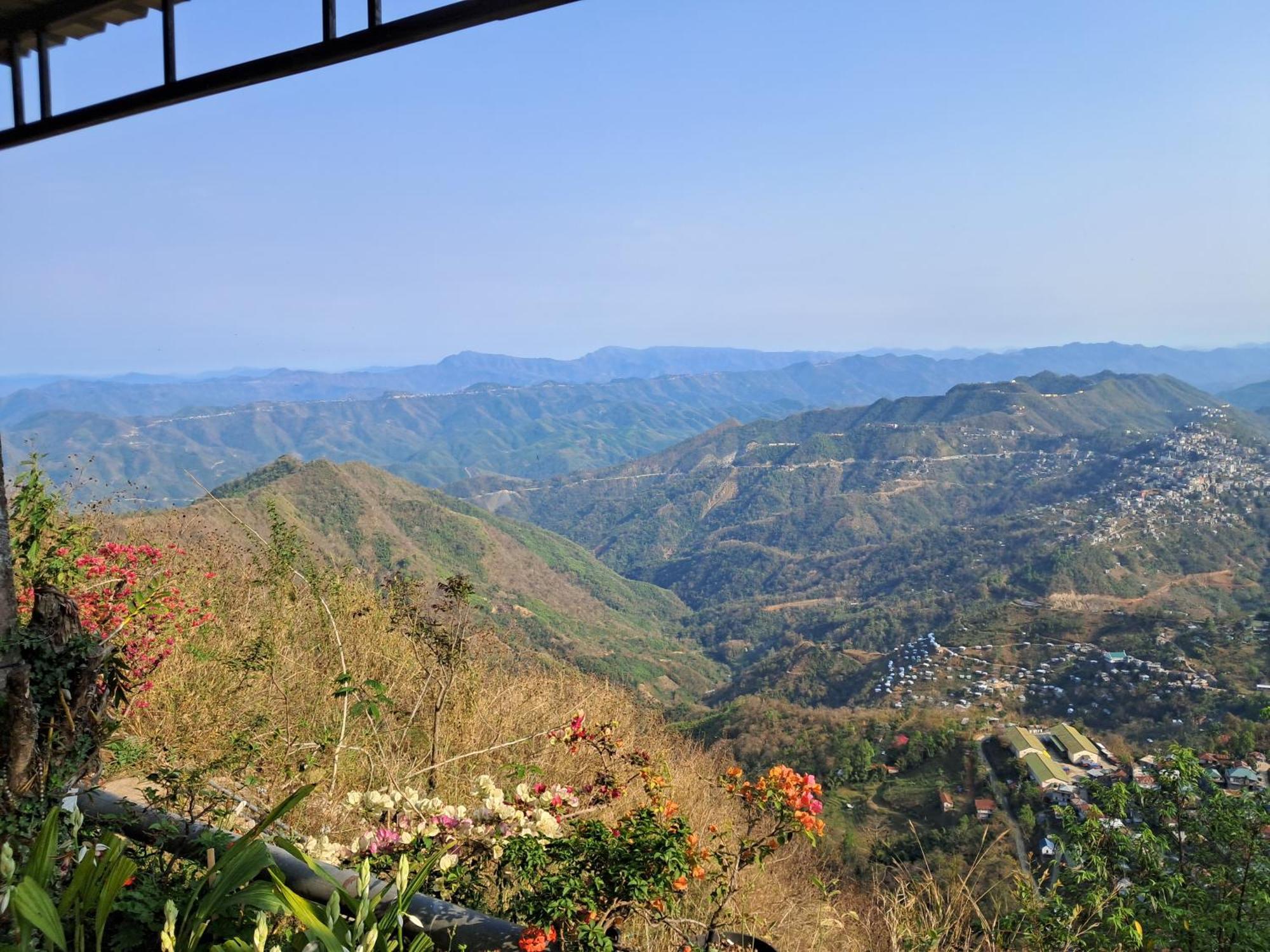 Dormitories/Hosteller, Giftland Homestay Āīzawl エクステリア 写真