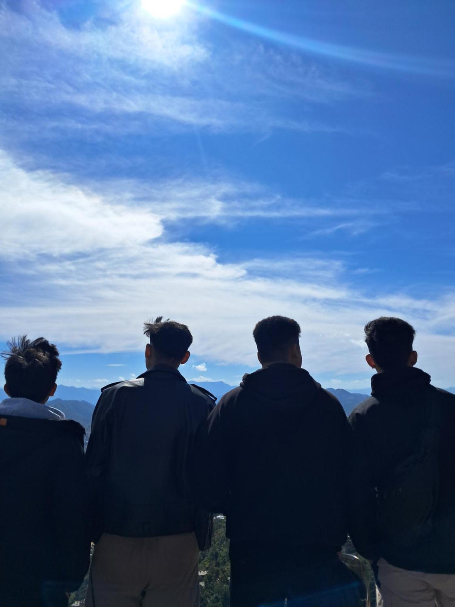 Dormitories/Hosteller, Giftland Homestay Āīzawl エクステリア 写真